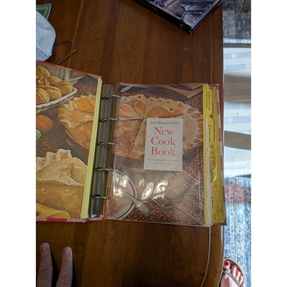 Vintage Better Homes and Gardens New Cook Book Red Gingham Ring Bound 1965 Ed - Picture 4 of 9